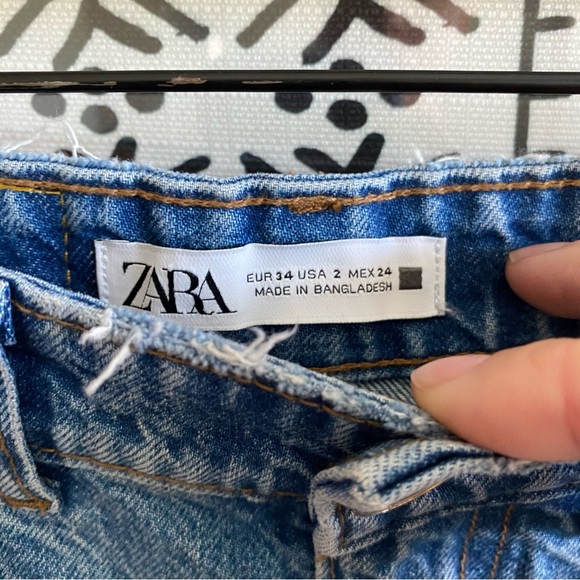 ZARA High Rise Shorts - Picture 7 of 8